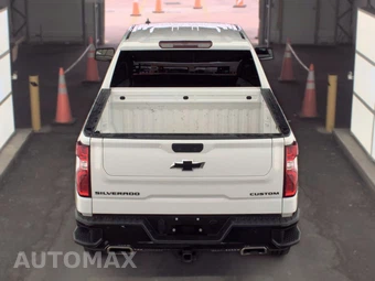 2021 Chevrolet Silverado 1500 Custom Trail Boss Crew Cab Short Bed 2CX - miniatura 5