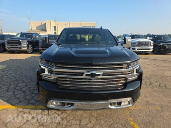 2021 Chevrolet Silverado 1500 High Country Crew Cab Medium Bed - miniatura 2