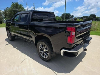 2021 Chevrolet Silverado 1500 LT Crew Cab Short Bed 1LT - miniatura 2