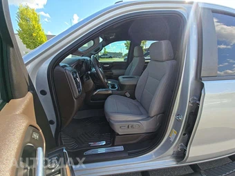 2021 Chevrolet Silverado 1500 LT Trail Boss Crew Cab Short Bed 2LT - miniatura 3