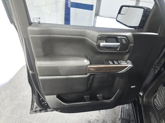 2021 Chevrolet Silverado 1500 LT Trail Boss Crew Cab Short Bed 2LT - miniatura 9