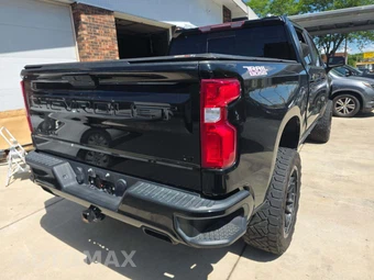 2021 Chevrolet Silverado 1500 LT Trail Boss Crew Cab Short Bed 2LT - miniatura 3