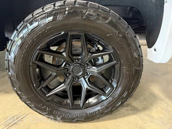 2021 Chevrolet Silverado 1500 LT Trail Boss Crew Cab Short Bed 2LT - miniatura 14