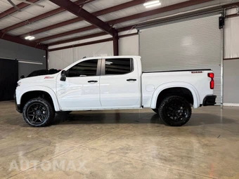 2021 Chevrolet Silverado 1500 LT Trail Boss Crew Cab Short Bed 2LT - miniatura 3