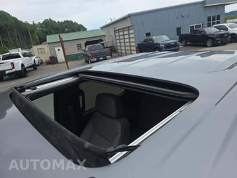2021 Chevrolet Silverado 1500 LTZ Crew Cab Medium Bed - miniatura 9