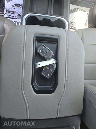 2021 Chevrolet Silverado 1500 LTZ Crew Cab Medium Bed 1LZ - miniatura 8