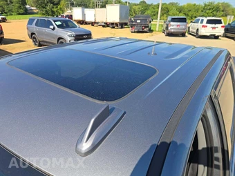 2021 Chevrolet Silverado 1500 LTZ Crew Cab Short Bed 1LZ - miniatura 9