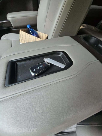 2021 Chevrolet Silverado 1500 LTZ Crew Cab Short Bed 1LZ - miniatura 8
