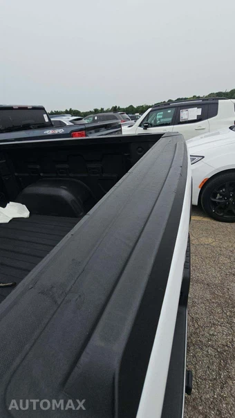 2021 Chevrolet Silverado 1500 LTZ Crew Cab Short Bed 1LZ - miniatura 31