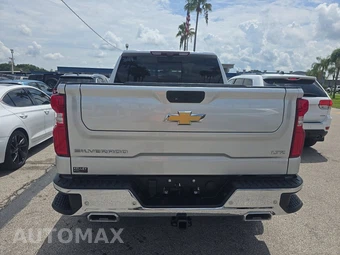 2021 Chevrolet Silverado 1500 LTZ Crew Cab Short Bed 1LZ - miniatura 5