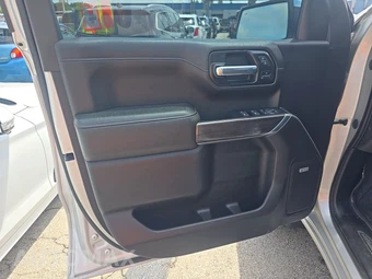 2021 Chevrolet Silverado 1500 LTZ Crew Cab Short Bed 1LZ - miniatura 9