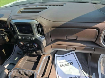 2021 Chevrolet Silverado 1500 LTZ Crew Cab Short Bed 1LZ - miniatura 19