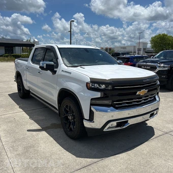 2021 Chevrolet Silverado 1500 LTZ Crew Cab Short Bed 1LZ - miniatura 2
