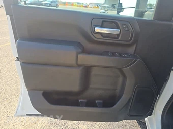 2021 Chevrolet Silverado 2500HD Custom Crew Cab Long Bed 1CX - miniatura 9