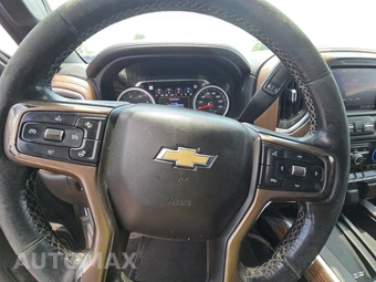 2021 Chevrolet Silverado 2500HD High Country Crew Cab Medium Bed 3LZ - miniatura 10