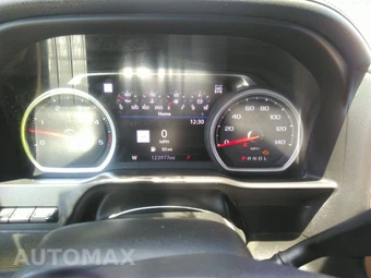2021 Chevrolet Silverado 2500HD High Country Crew Cab Medium Bed 3LZ - miniatura 17