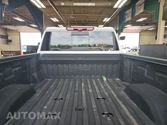 2021 Chevrolet Silverado 2500HD High Country Crew Cab Medium Bed 3LZ - miniatura 16