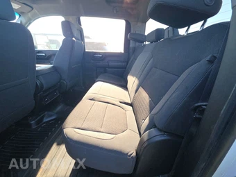2021 Chevrolet Silverado 2500HD LT Crew Cab Medium Bed - miniatura 13