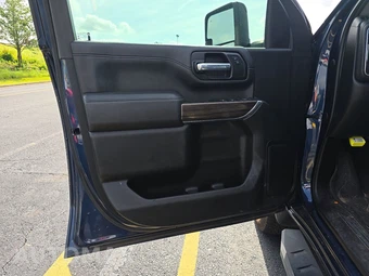 2021 Chevrolet Silverado 2500HD LT Crew Cab Medium Bed 1LT - miniatura 9