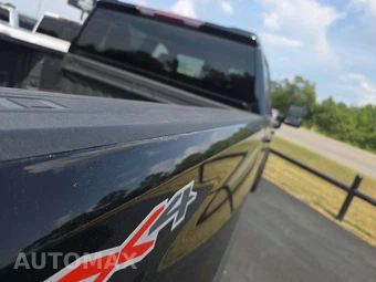 2021 Chevrolet Silverado 2500HD LT Crew Cab Medium Bed 1LT - miniatura 31