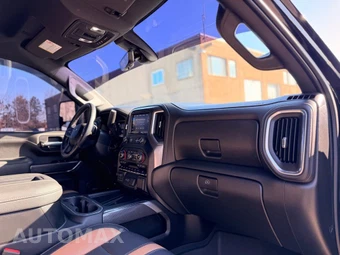 2021 Chevrolet Silverado 2500HD LTZ Crew Cab Medium Bed 1LZ - miniatura 10