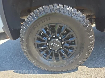 2021 Chevrolet Silverado 2500HD LTZ Crew Cab Medium Bed 1LZ - miniatura 10
