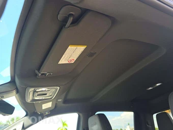 2021 Chevrolet Silverado 3500HD High Country Crew Cab Medium Bed 3LZ - miniatura 8