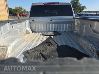 2021 Chevrolet Silverado 3500HD LT Crew Cab Long Bed 1LT - miniatura 16