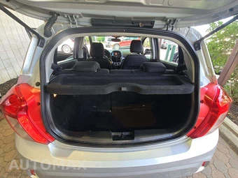 2021 Chevrolet Spark 1LT 1SD - miniatura 14