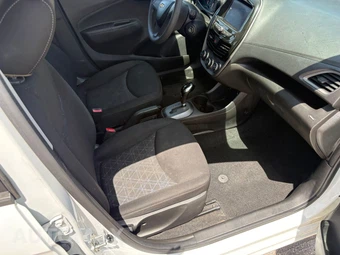 2021 Chevrolet Spark LS 1SB - miniatura 9