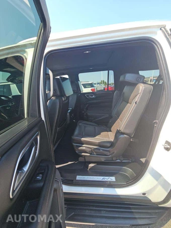 2021 Chevrolet Suburban High Country 3LZ - miniatura 10