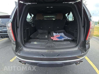 2021 Chevrolet Suburban High Country 3LZ - miniatura 15