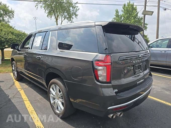 2021 Chevrolet Suburban High Country 3LZ - miniatura 2