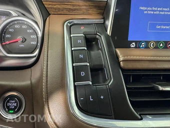2021 Chevrolet Suburban High Country 3LZ - miniatura 23