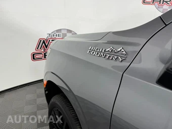 2021 Chevrolet Suburban High Country 3LZ - miniatura 26