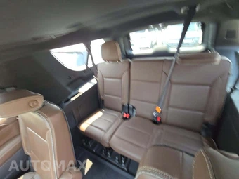 2021 Chevrolet Suburban High Country 3LZ - miniatura 14