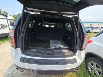 2021 Chevrolet Suburban High Country 3LZ - miniatura 15