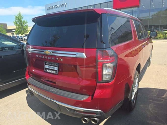2021 Chevrolet Suburban High Country 3LZ - miniatura 3