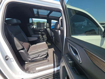 2021 Chevrolet Suburban High Country 3LZ - miniatura 17