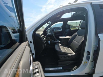 2021 Chevrolet Suburban High Country 3LZ - miniatura 6