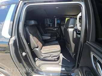 2021 Chevrolet Suburban High Country 3LZ - miniatura 17
