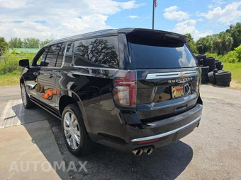 2021 Chevrolet Suburban High Country 3LZ - miniatura 2