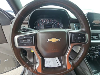 2021 Chevrolet Suburban LT 1LT - miniatura 10