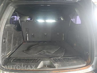 2021 Chevrolet Suburban LT 1LT - miniatura 17