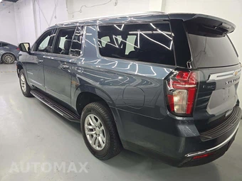2021 Chevrolet Suburban LT 1LT - miniatura 2
