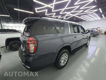2021 Chevrolet Suburban LT 1LT - miniatura 3