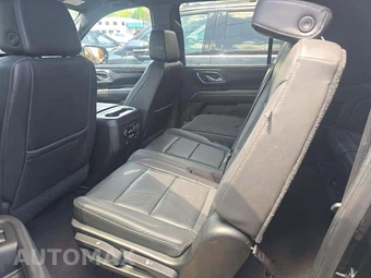 2021 Chevrolet Suburban LT 1LT - miniatura 13