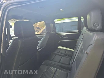 2021 Chevrolet Suburban LT 1LT - miniatura 13