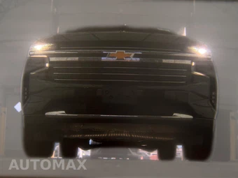 2021 Chevrolet Suburban LT 1LT - miniatura 3