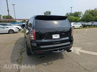 2021 Chevrolet Suburban LT 1LT - miniatura 2
